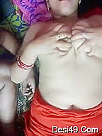 Sexy Desi Bhabhi Hot Cam Show