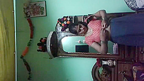 Sexy Indian Boudi Nagna Selfie