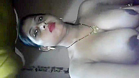 Sexy Indian Boudi Nagna Selfie
