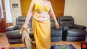 Sexy Indian Wife’s Stunning Saree Striptease
