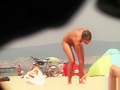 Sexy Nudist Hot Milf NAked At The Beach Video HD SPy