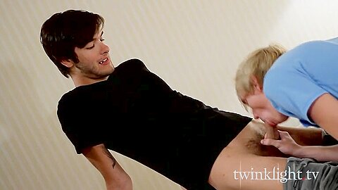 Sexy Tanner Claims Evan's Twink Ass - Evan Lee And Tanner Kinsington