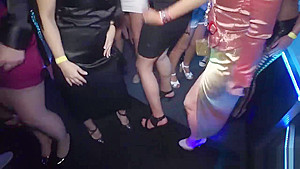 Sexy babes at the club eat pussy