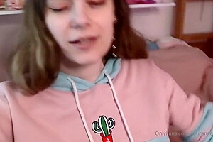 Shemale Tranny Enjoying Solo Masturbation