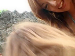 Shiho Kano and Asian model friends are enjoying the beach and some cock