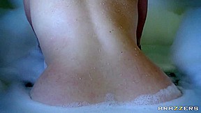 Sierra Sanders - Ass Fuck In The Bath