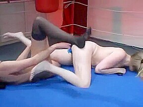Skinny Mature Sexfight