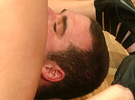 Sklave Rodney Musst Fuck His Mistress First With A Dildo Mask - FemdomSex