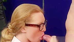 Slutty Bombshell Gets Sperm Shot On Her Face Swallowing All