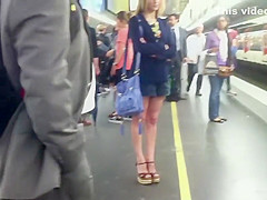 Smoking hot babe from the subway