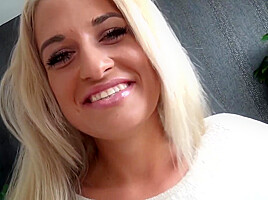 Smudging my Sperm With Nicole Vice - HeavyOnHotties