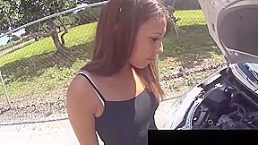 Sophia Torres deepthroat blowjob and rough outdoor sex