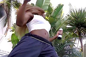 Sporty ebony shemale gets her ass toyed