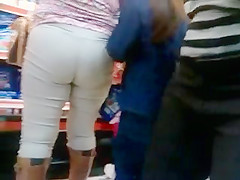 Spying for Mature's Ass (Video 1)