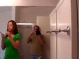 Squirtin sistas prt2