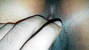 Sri Lankan Neighbor Step sister Beauty Black Pussy Jucie කලලග කල පස