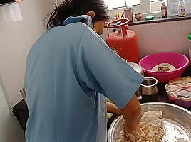 Step sisters Are Preparing Food To Go To School Together  Step brother Has Fucked Her