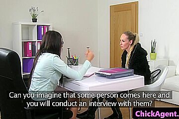 Strapon Fucking Les Spex Agent Nailing Babe With Vaginal Toys