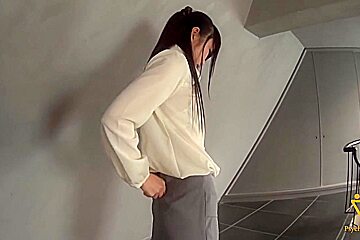 Stunning Secretary Fucked By Two Managers For Being Late- Psychoporn 色控