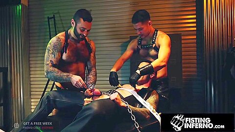 Sub Whore Derek Cage Deliciously Domd By Hunks & Cream
