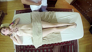 Tattooed teen 18+ deepthroating masseurs dick