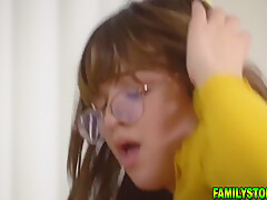 This Horny teen 18+ Starts Teasing Her