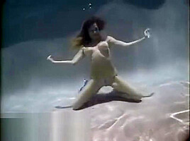 Tiffany - Underwater