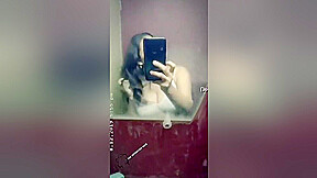 Today Exclusive- Desi Girl Record Her Selfie