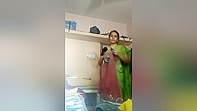 Today Exclusive- Sexy Telugu Girl Changing Her Cloths