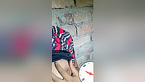 Today Exclusive -desi Village Girl Shows Her Boobs