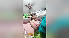 Today Exclusive -tamil Wife Shows Her Boobs 2