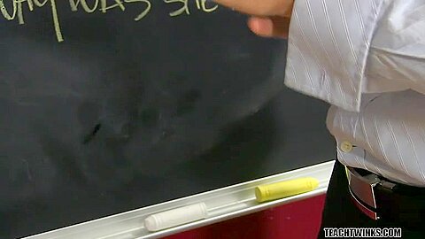 Tony Hunter Fucks Aiden Summers