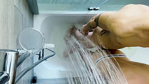 Twink With Huge Cock Breeds teenager 18+ In The Shower