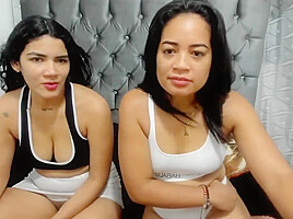 Two Bbw Big Ass And Big Tits Latina Babes Teasing Show