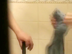 Two teens 18+ spied in the bathroom