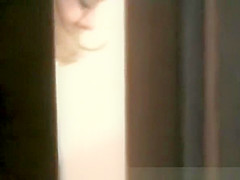 Two teens 18+ spied in the bathroom