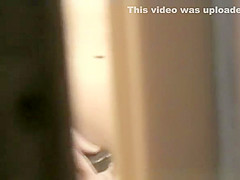 Two teens 18+ spied in the bathroom