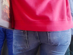 UCHOOSE ASS