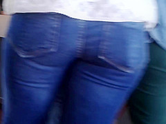 UCHOOSE ASS