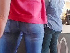 UCHOOSE ASS