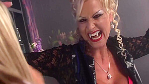 Vampyre Lovers - 5