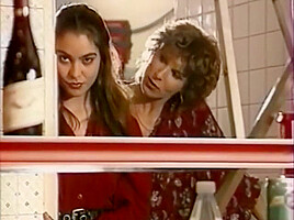 Vintage - Beautiful Lesbian Fisting (1979)