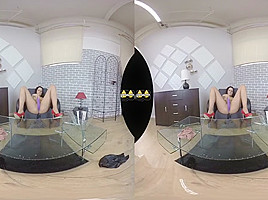 Virtualpee - Toying And Pissing - Virtual Reality Porn