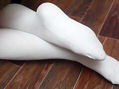 Vound In Stockings And Knee Socks Foot Fetish Svyazannaya V Shkolnoi Forme Shkolnica