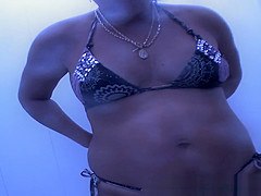 Watch Amateur, , Beach Scene, Watch It