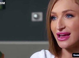 Whitney Wright And Skylar Snow In Slutty Babes And Fingerfucki