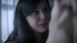 Whitney blindfolded Isiah then sucks and fucks his big black cock