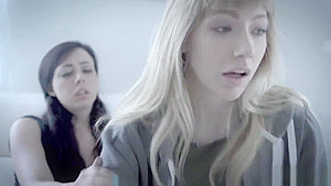 Whitney blindfolded Isiah then sucks and fucks his big black cock