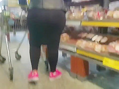 Wide Booty Ebony Milf 