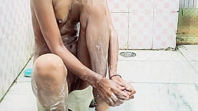 Younger Stepsister Bathing Nude Desi Girl Bathroom Video